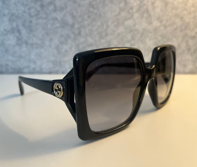 Gucci Classic Oversized Women's Sunglasses